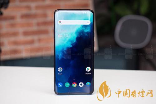 OnePlus8Pro和iPhone11對比測評(píng)-哪款更好？